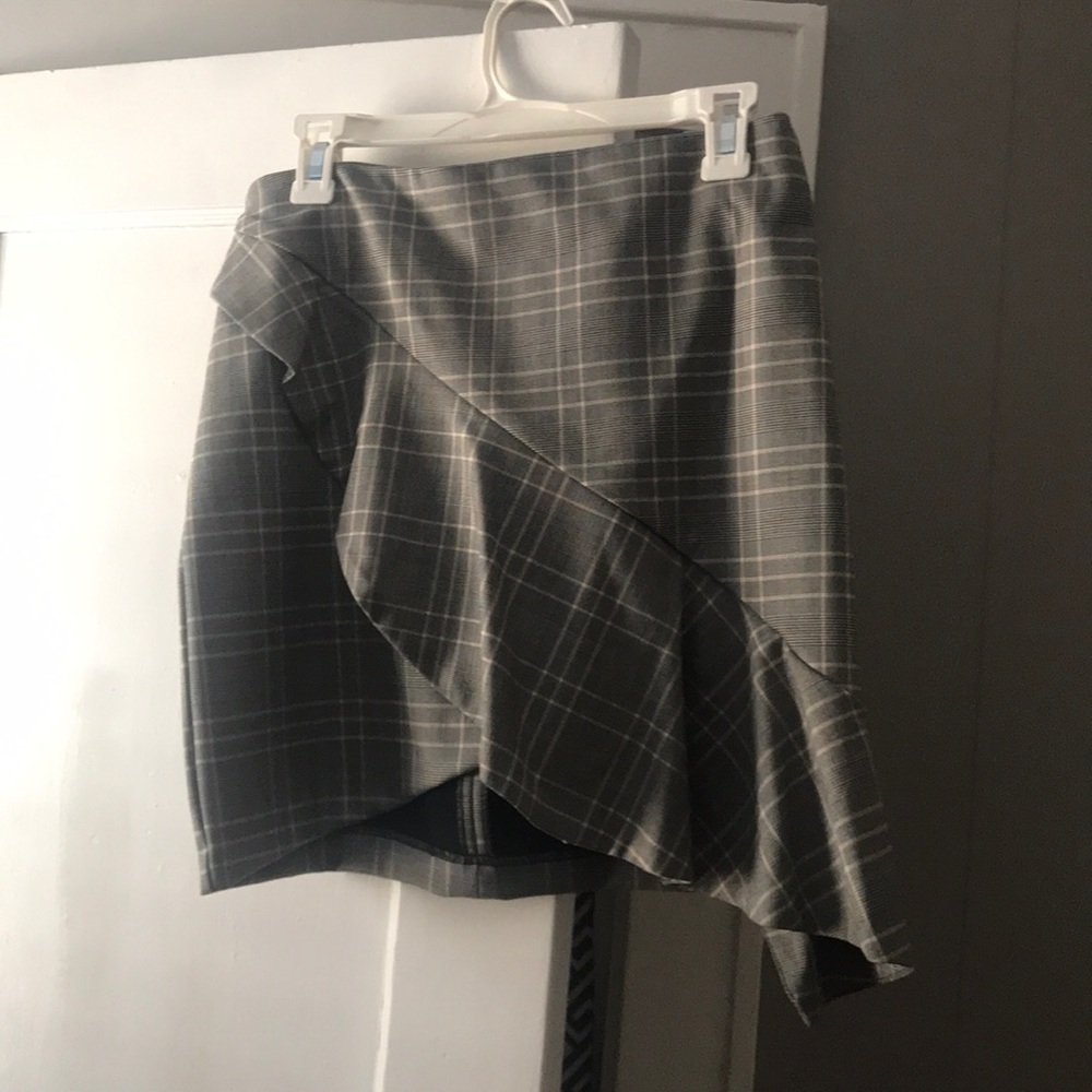 Plaid pencil skirt!